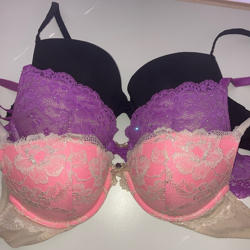 3 bras